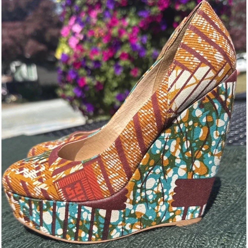 ALDO Forwood African Tribal Print Womens Wedge Tall Size 36 US 5.5 Shoes Vintage